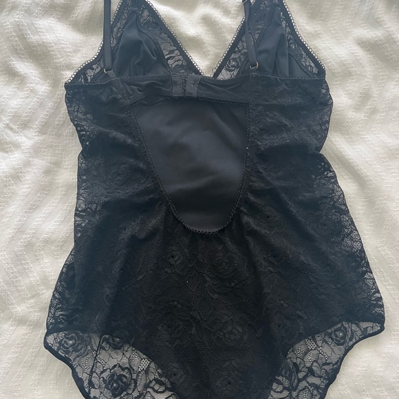 Aritzia bodysuit - Picture 3 of 4